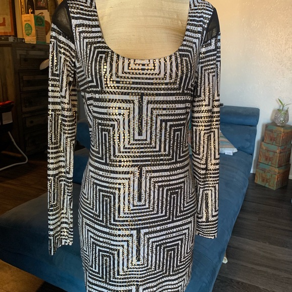 bebe Dresses & Skirts - NWOT Bebe Dress